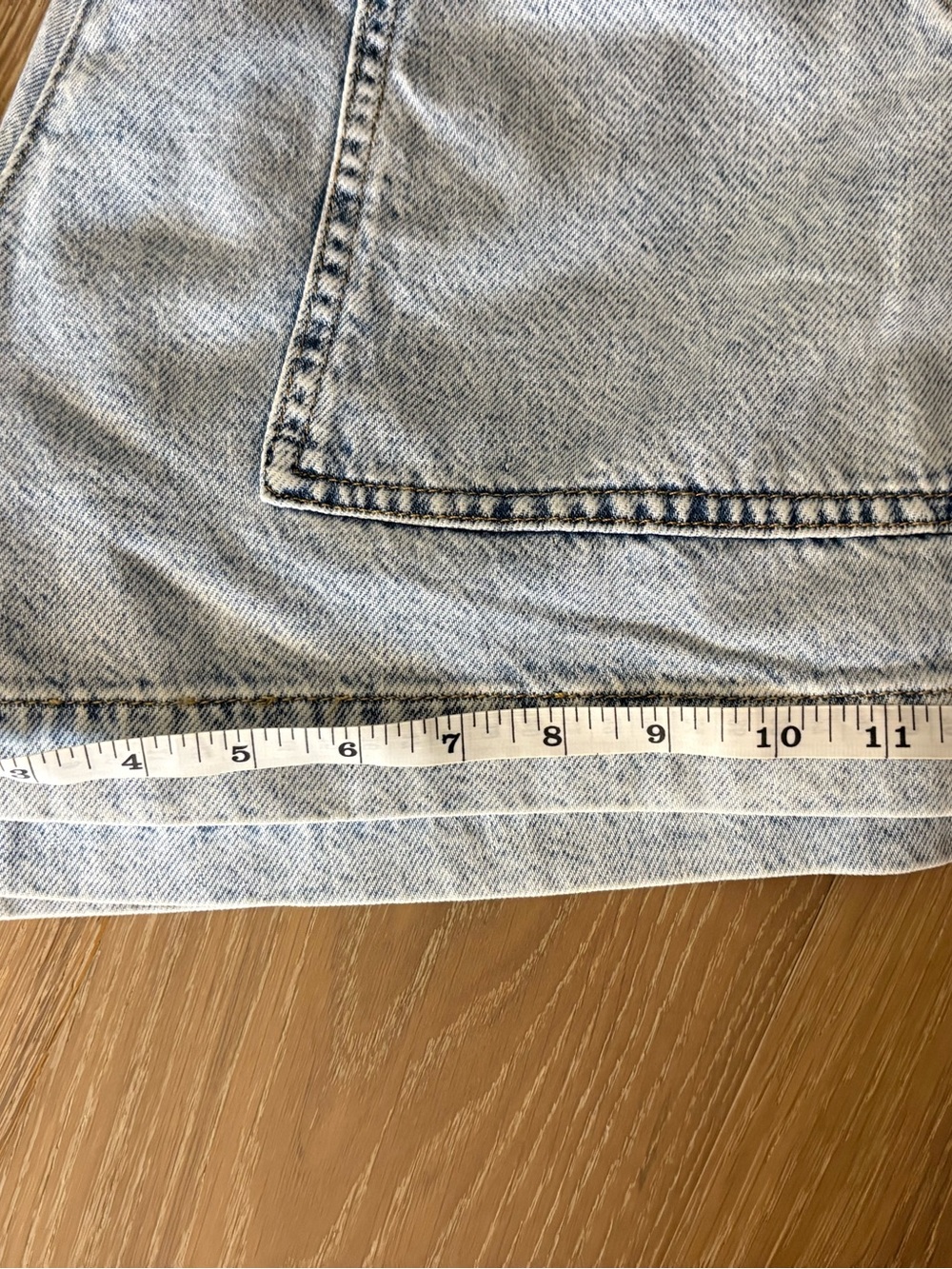 Light Wash Denim Paperbag Waist Shorts Small (4-6) - Picture 4 of 8